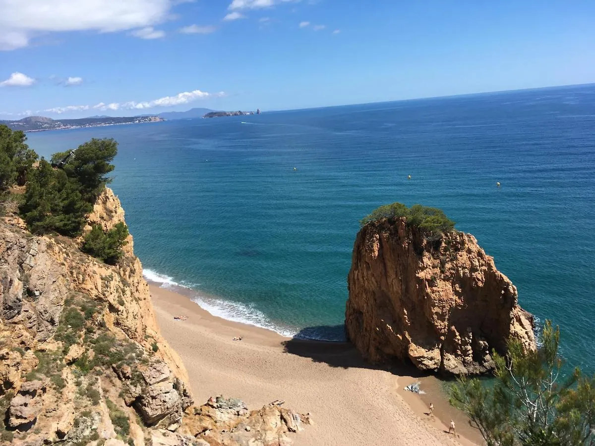 Beautiful Detached Villa Close To Sandy Beach, Shops And Restaurants Begur